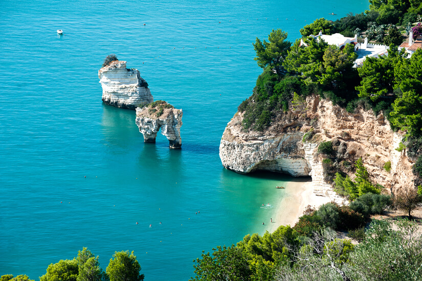 Traumhafte Aussicht in der Baia delle Zagare