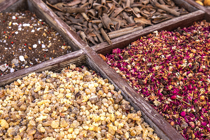 Weihrauch und Gewuerze auf dem Souk